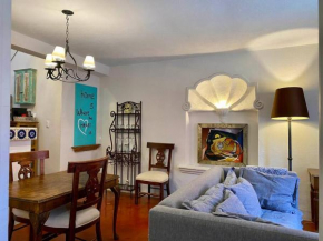 Couple's Getaway Home near La Parroquia 4Min Walk